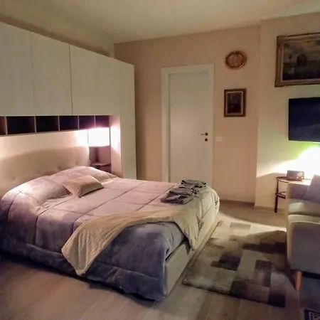 Appartement La Attico Metro' Volta *