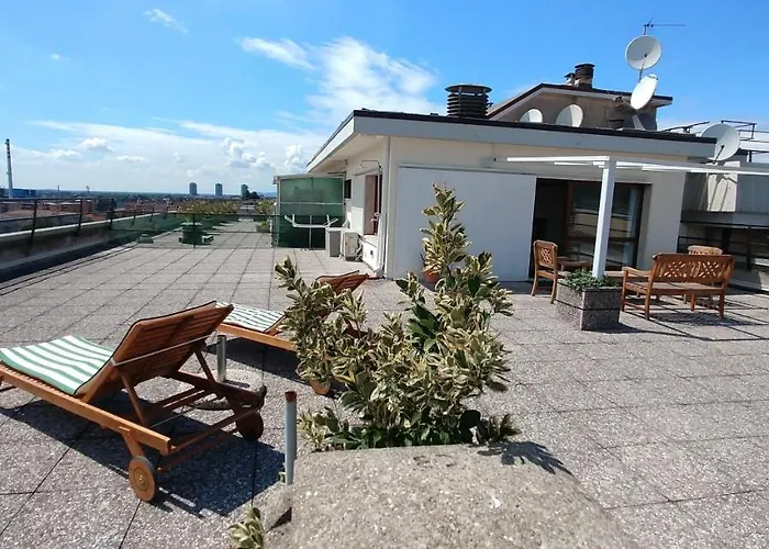 La Attico Metro' Volta * Brescia